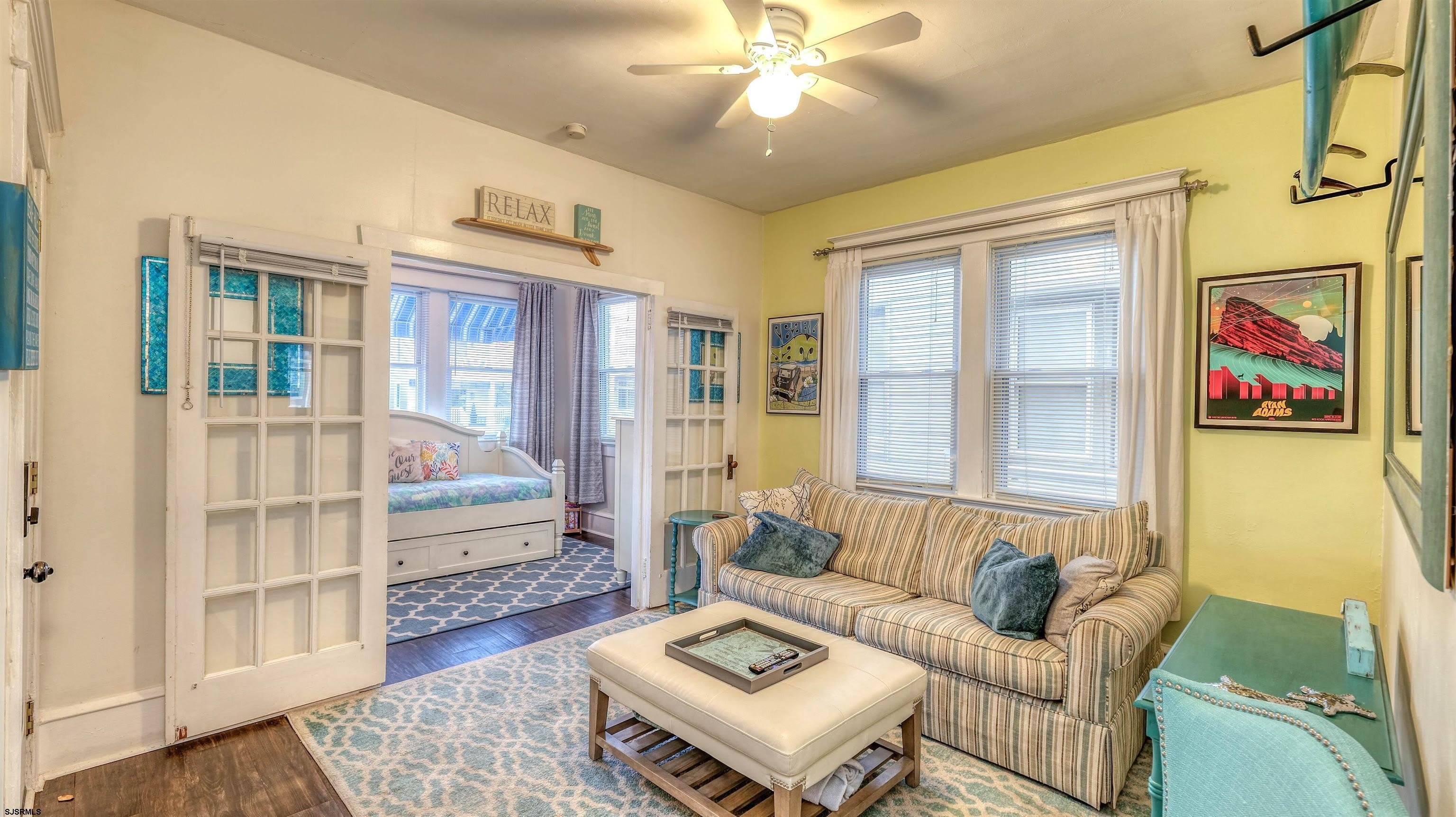 1102 Wesley (WINTER RENTAL) Ave – photo 3