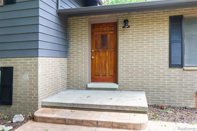 7580 Thornwood Street – photo 4