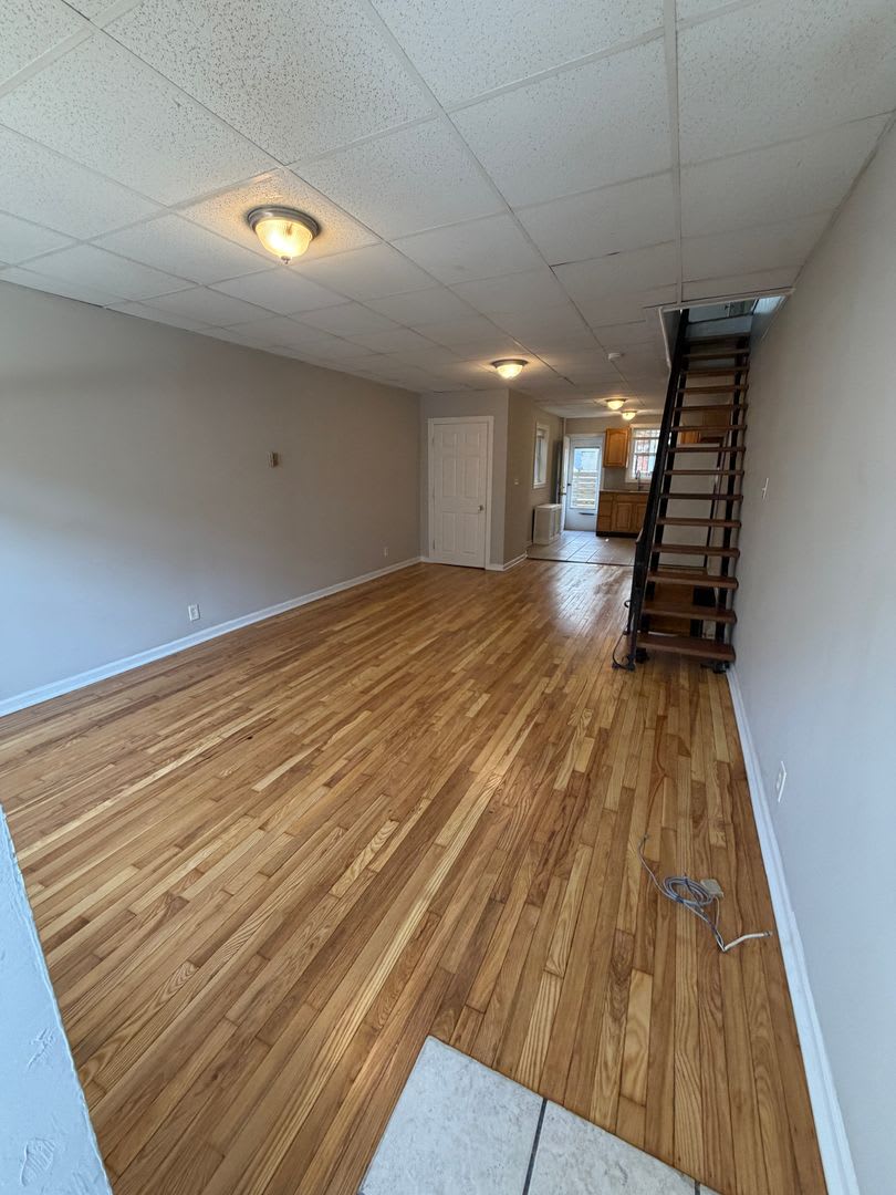 Move In Ready 3Br 1Ba South Philly Rowhome With In Unit Laundry 2 Or 3Br Housing Choice Vouchers Welcome – photo 3