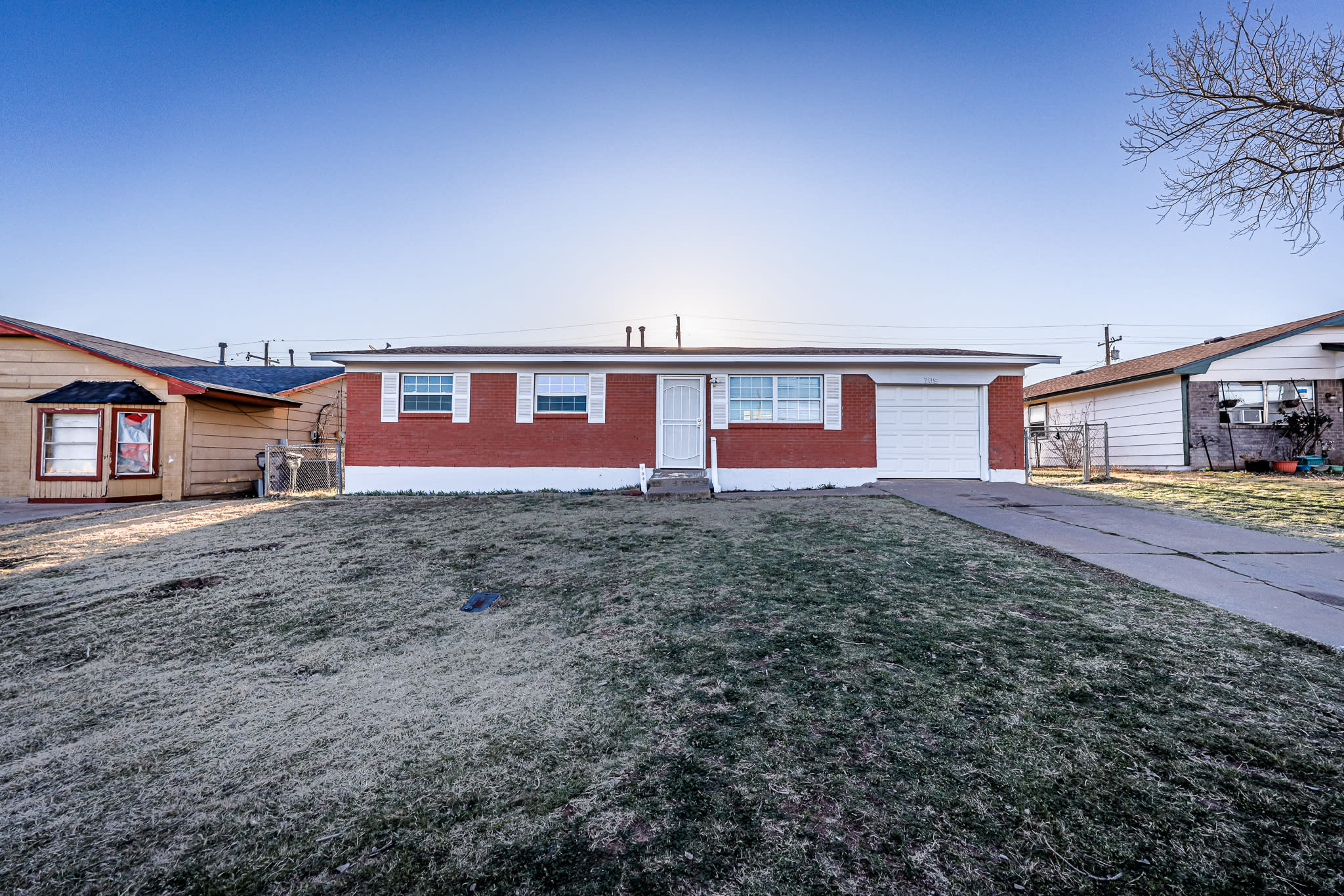 709 Southwest 45th Street – photo 2