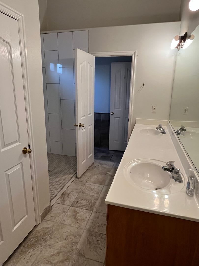 Stunning Updated 3 bedroom, 2 bath home, just minutes from Snow Canyon! – photo 5
