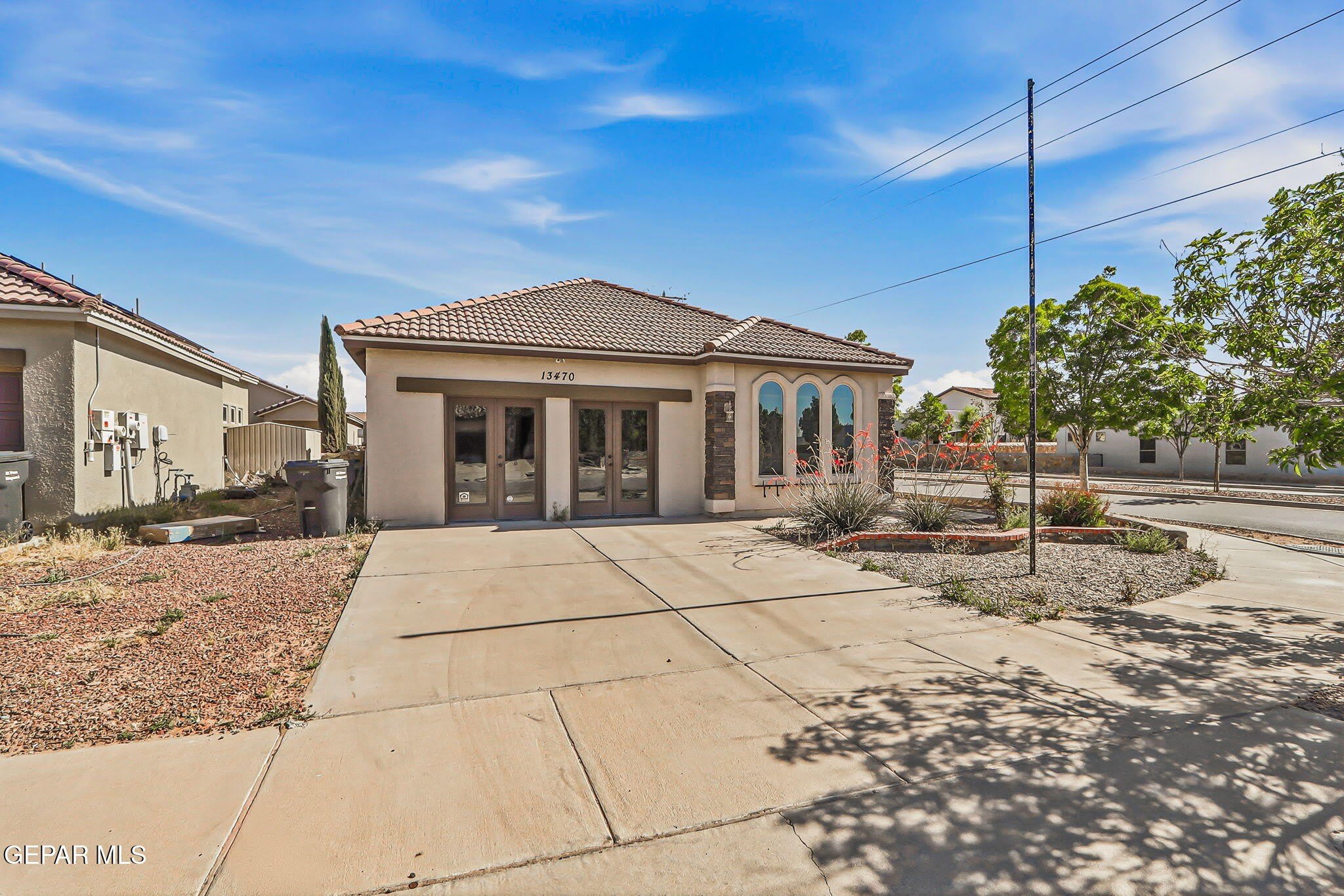 13470 EVERINGHAM Street – photo 1
