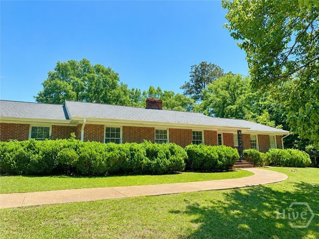 560 Riverview Road – photo 1
