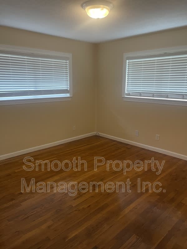 8795 Hwy 87 – photo 5