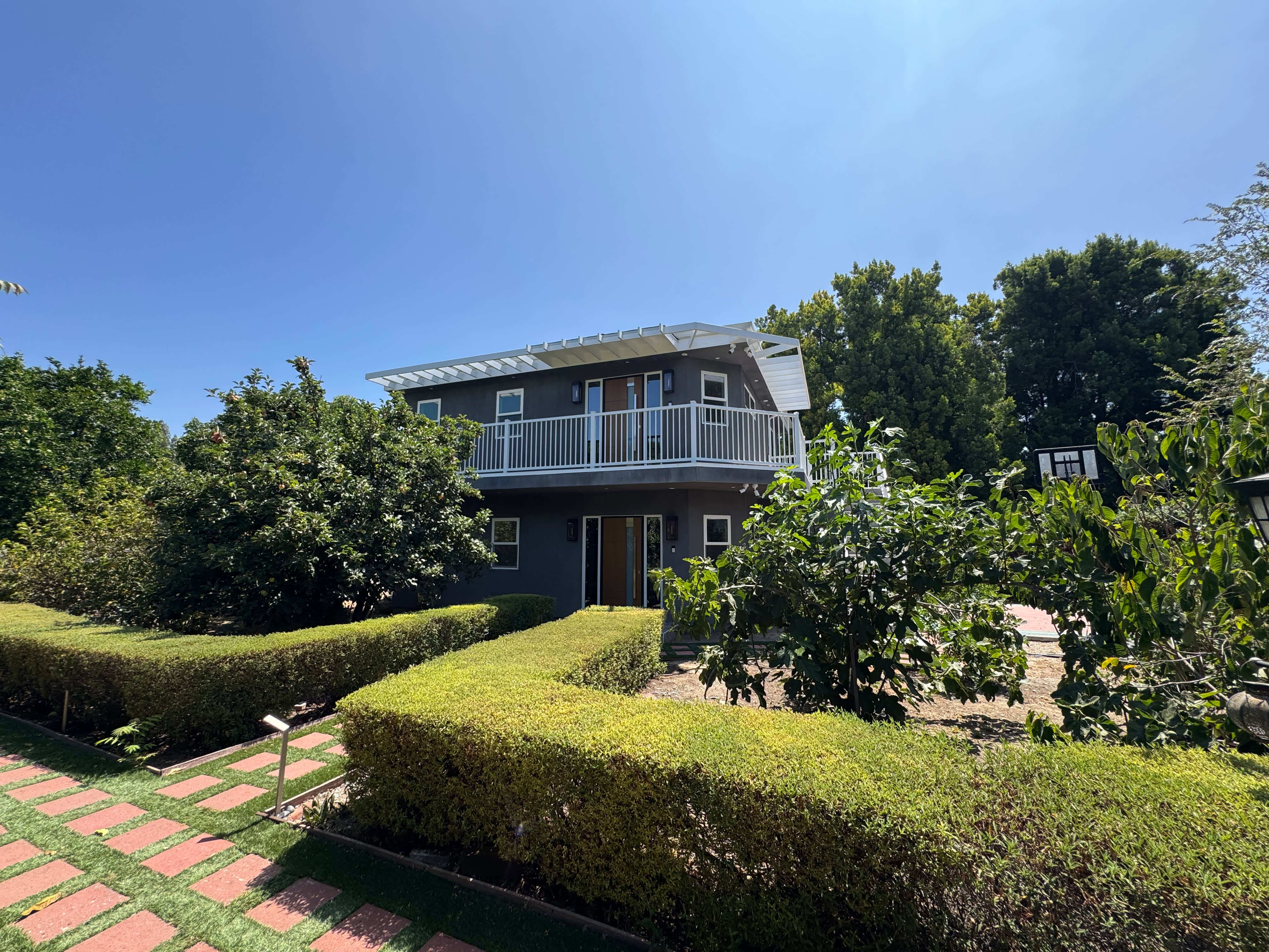 18320 Ingomar Street – photo 4
