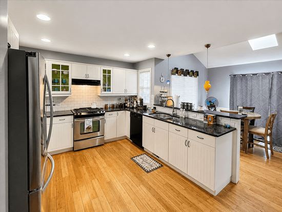 313 Gilmore Ct – photo 5