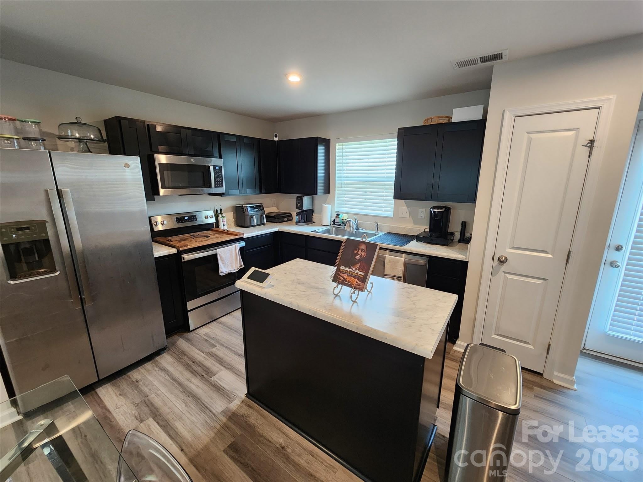 6816 Ludell Lane – photo 4