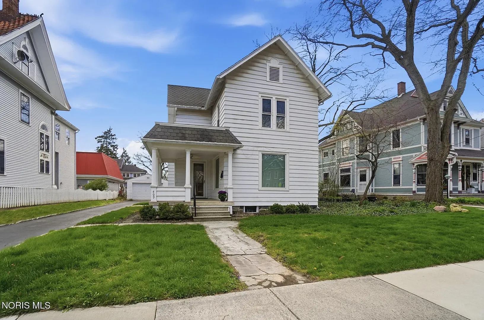 Beautiful home on West Wooster in Bowling Green – photo 3