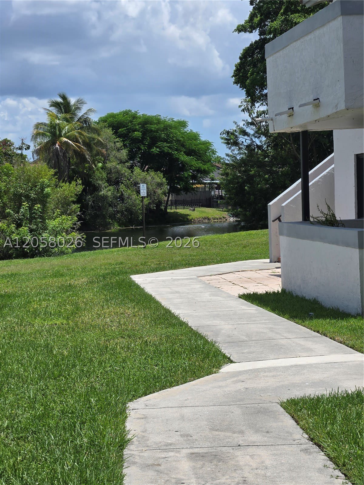14835 SW 80th St – photo 1