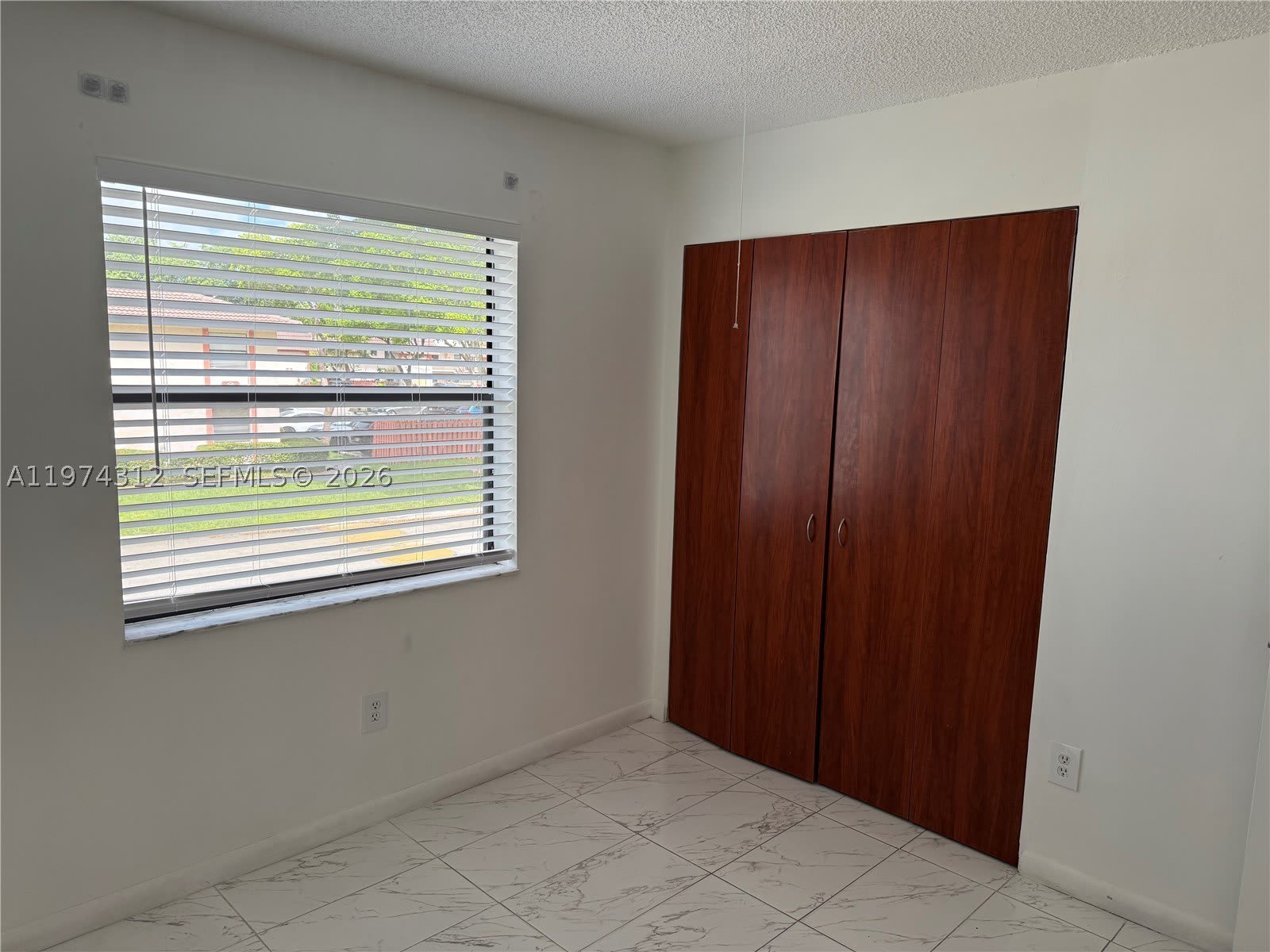 20825 NE 8th Ct – photo 5