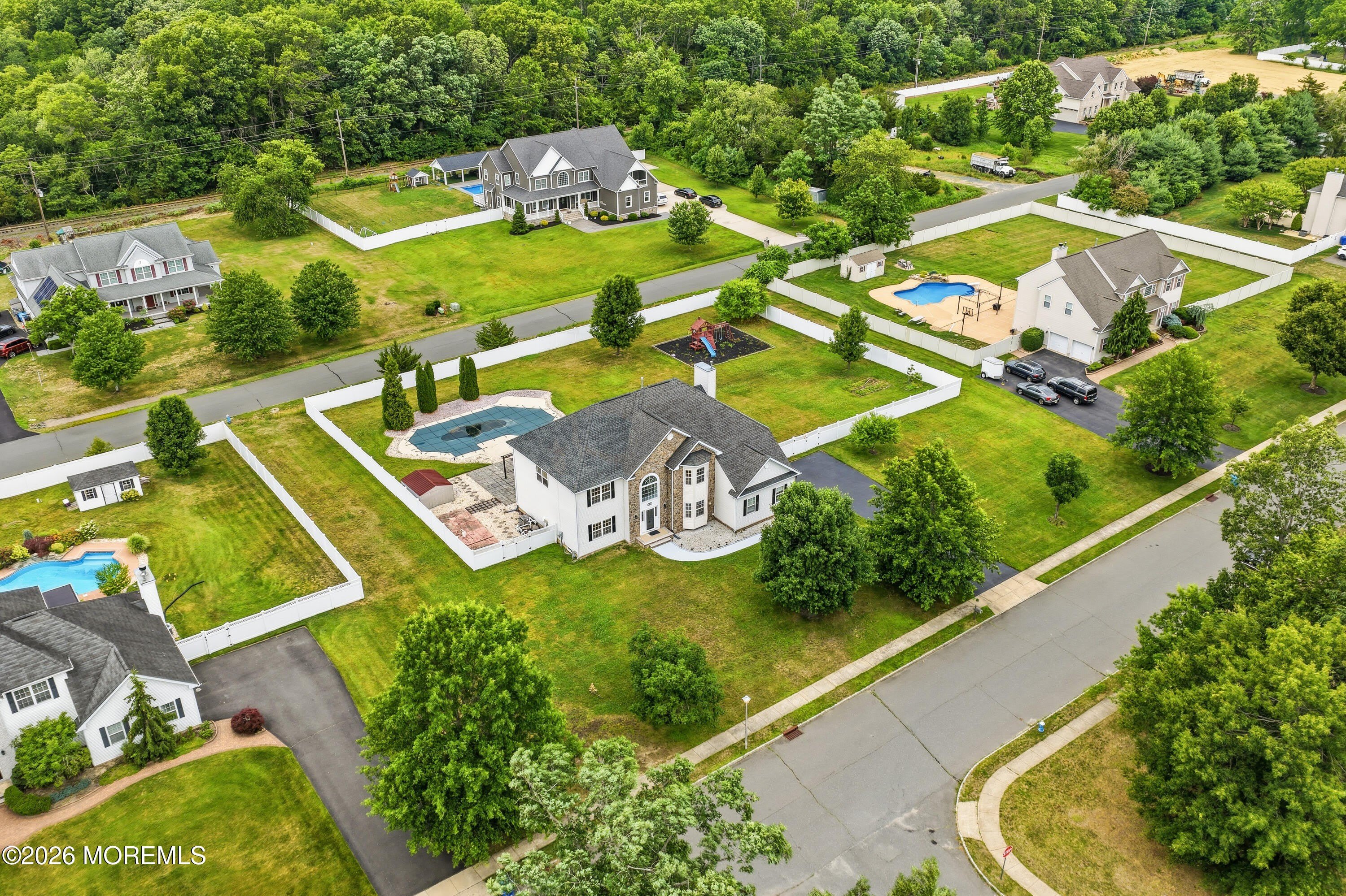 10 Etty Drive – photo 4