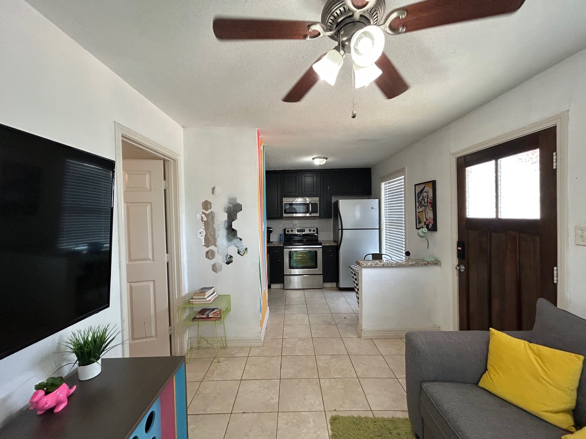 212 Montclair Ave. – photo 3