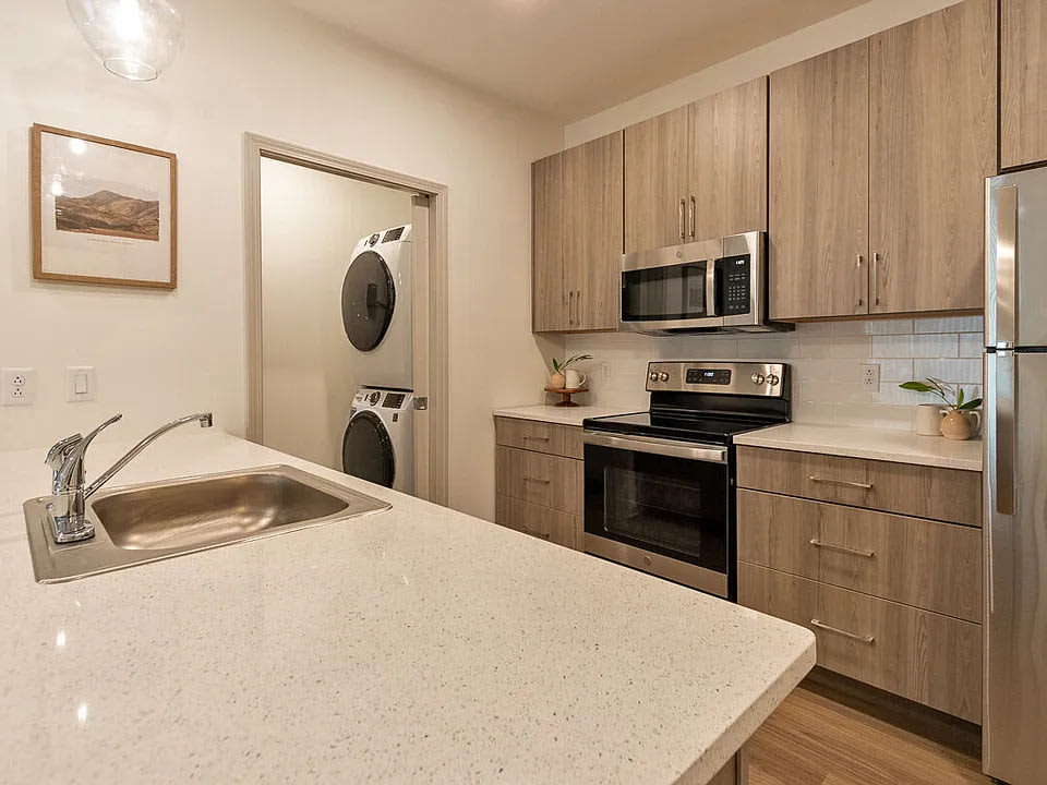 1 Trinity Ct – photo 2