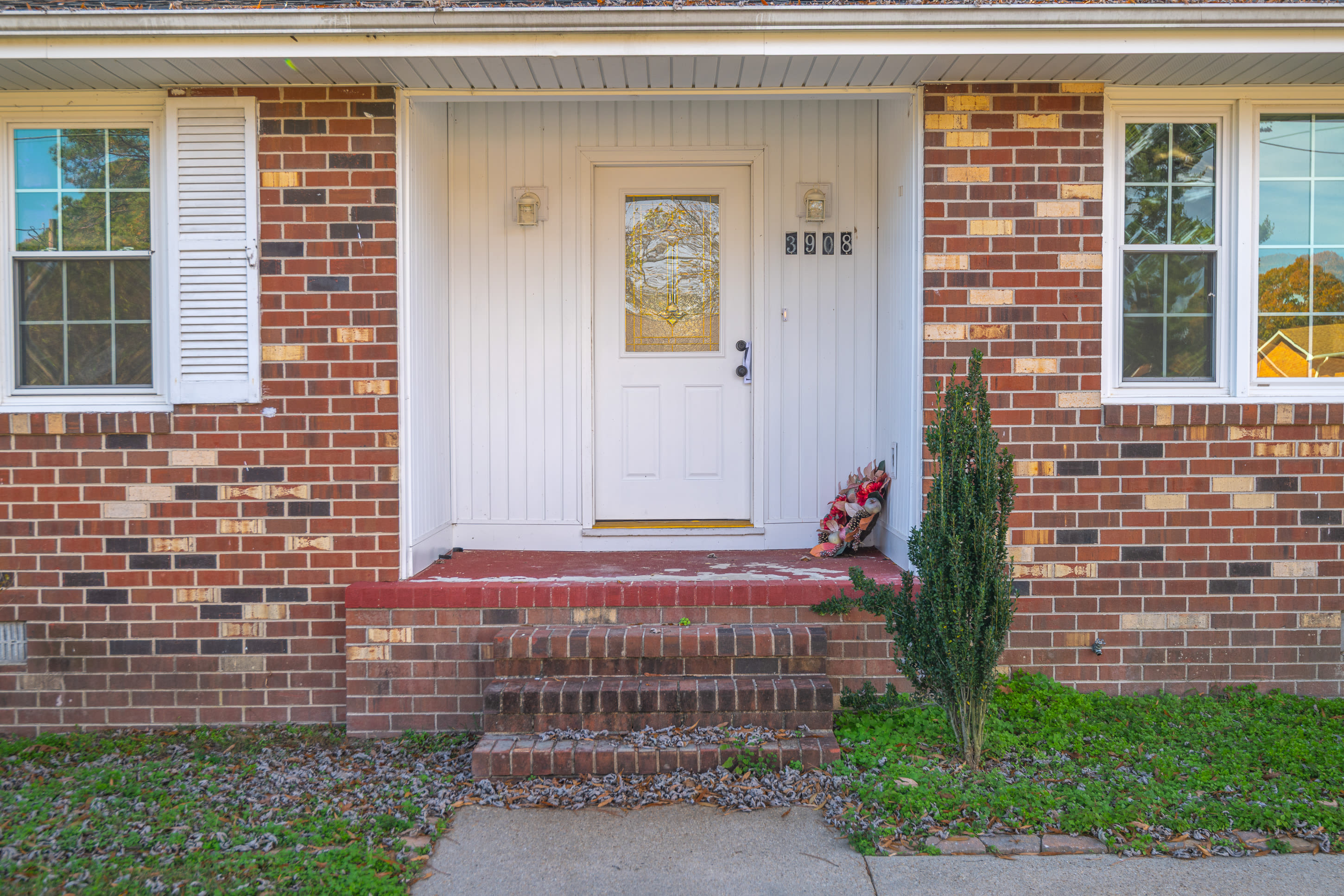 3908 Pfost Avenue – photo 5