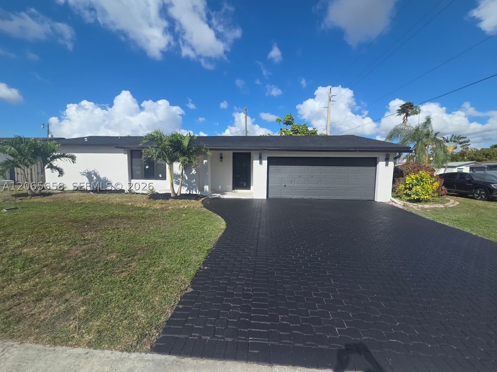 10581 NW 28th Mnr – photo 1
