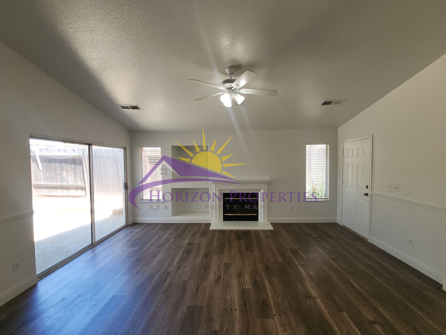 Bright 3 Bed 2 Bath 1,266 Sq Ft Citrus Heights Home – photo 3