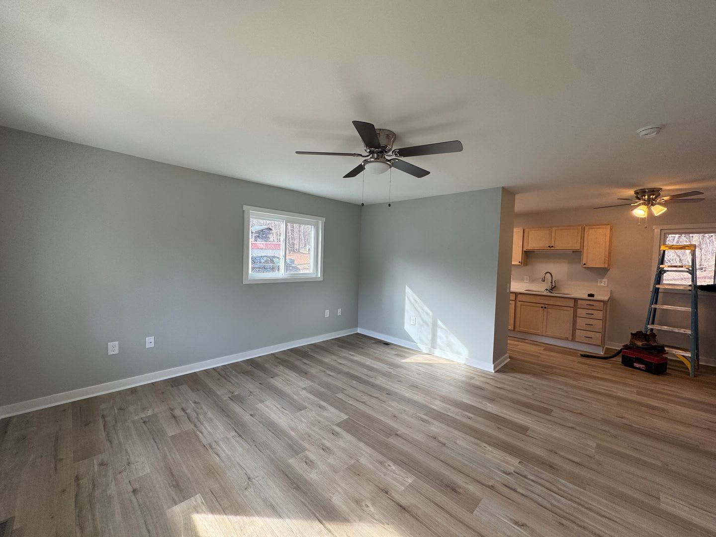 1 2 Month Free Rent Special Totally Remodeled Inside And Out Two Bedroom House Move In Ready Don T Miss Out – photo 1