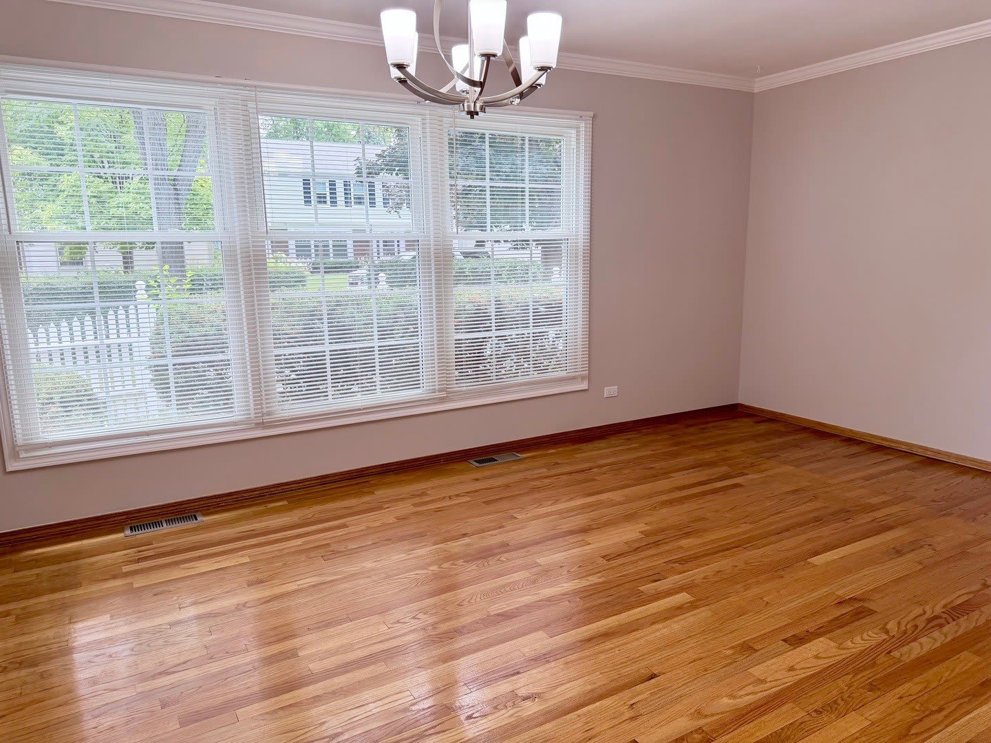10 Mayflower Road – photo 4