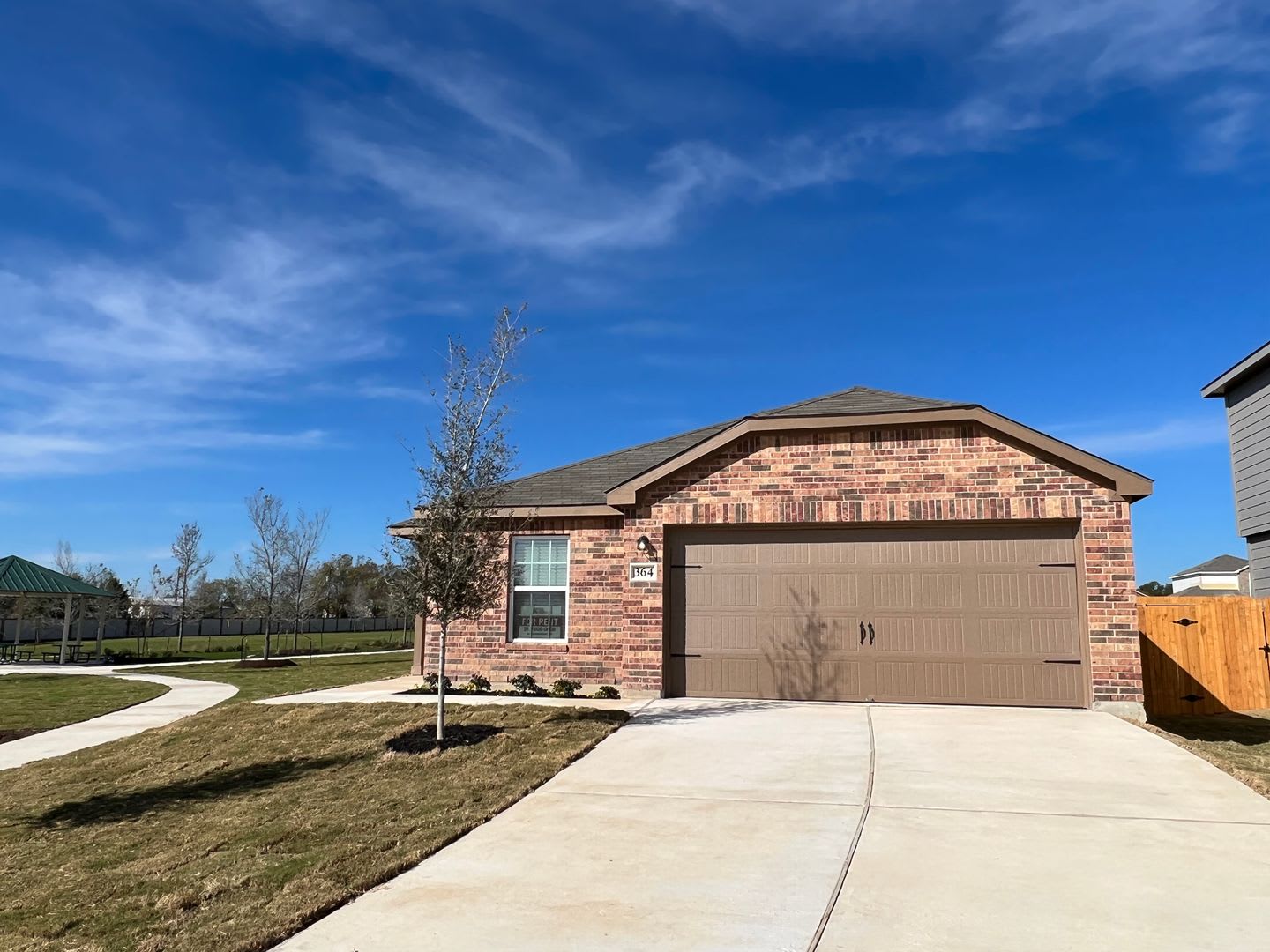 Park House, End Street, 4 bedroom and 2 bathroom home for rent in Jarrell, TX – photo 2
