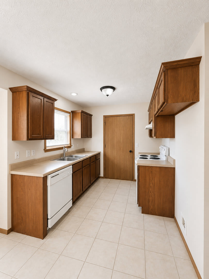 3 Bedroom – photo 5