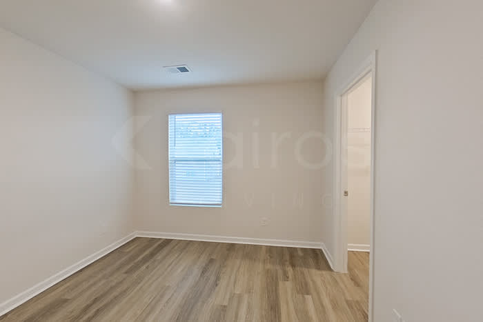 121 Overstreet Way – photo 5
