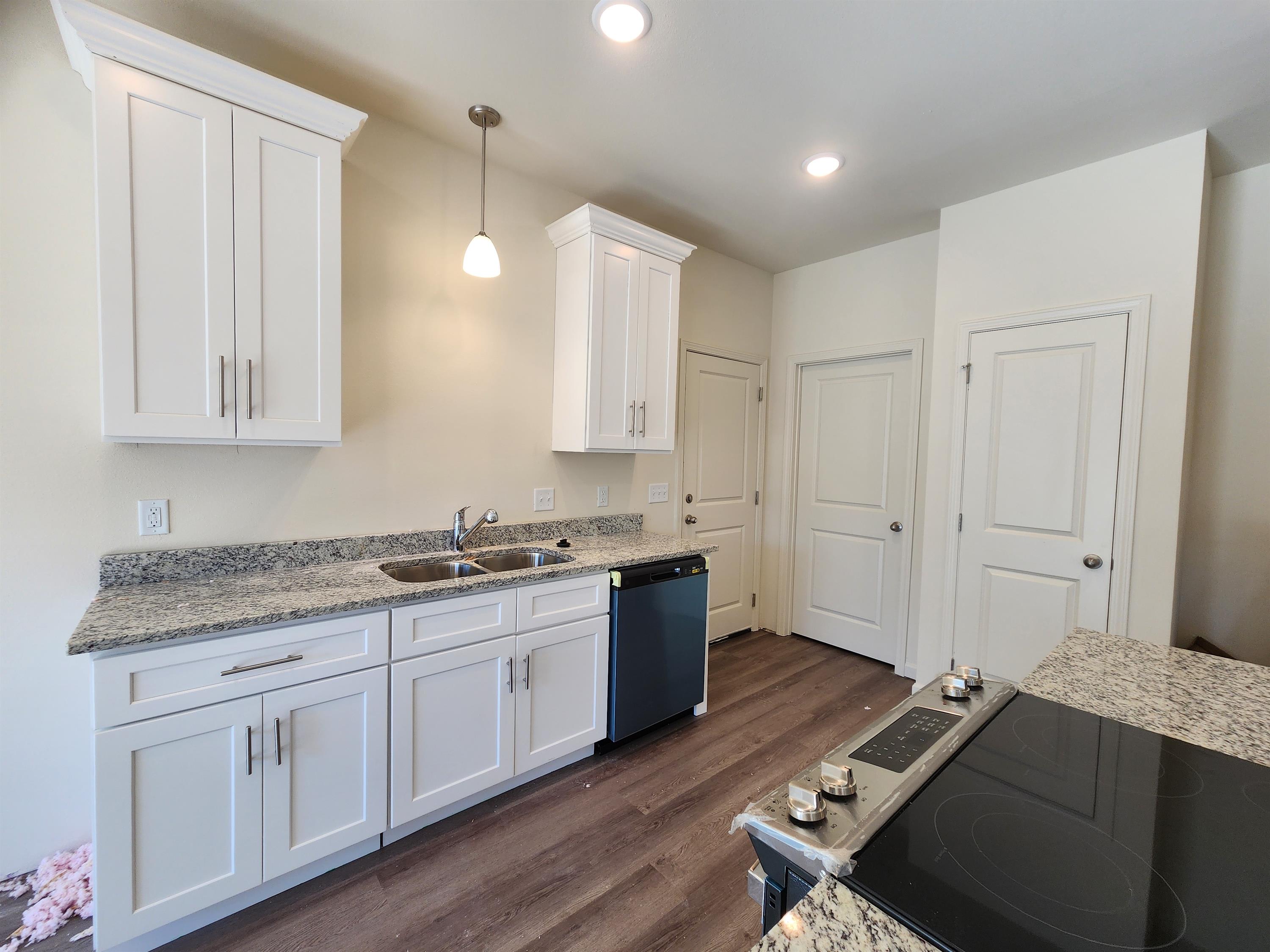20963 Oregon Street – photo 2