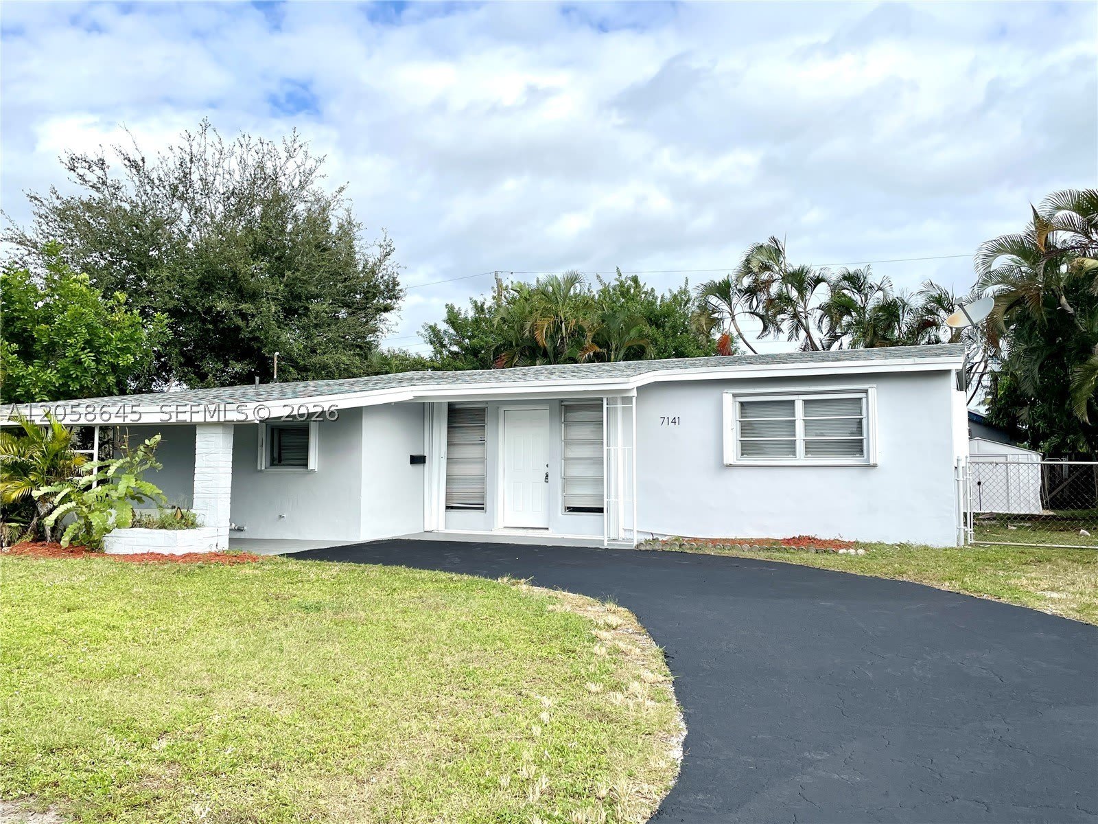 7141 Wilson St – photo 2