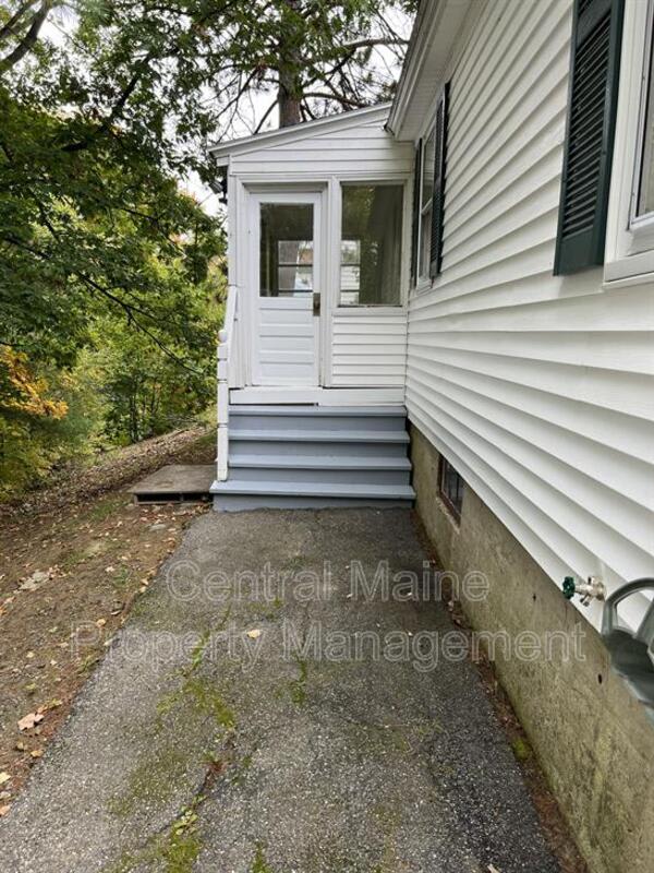 76 7th Street – photo 4