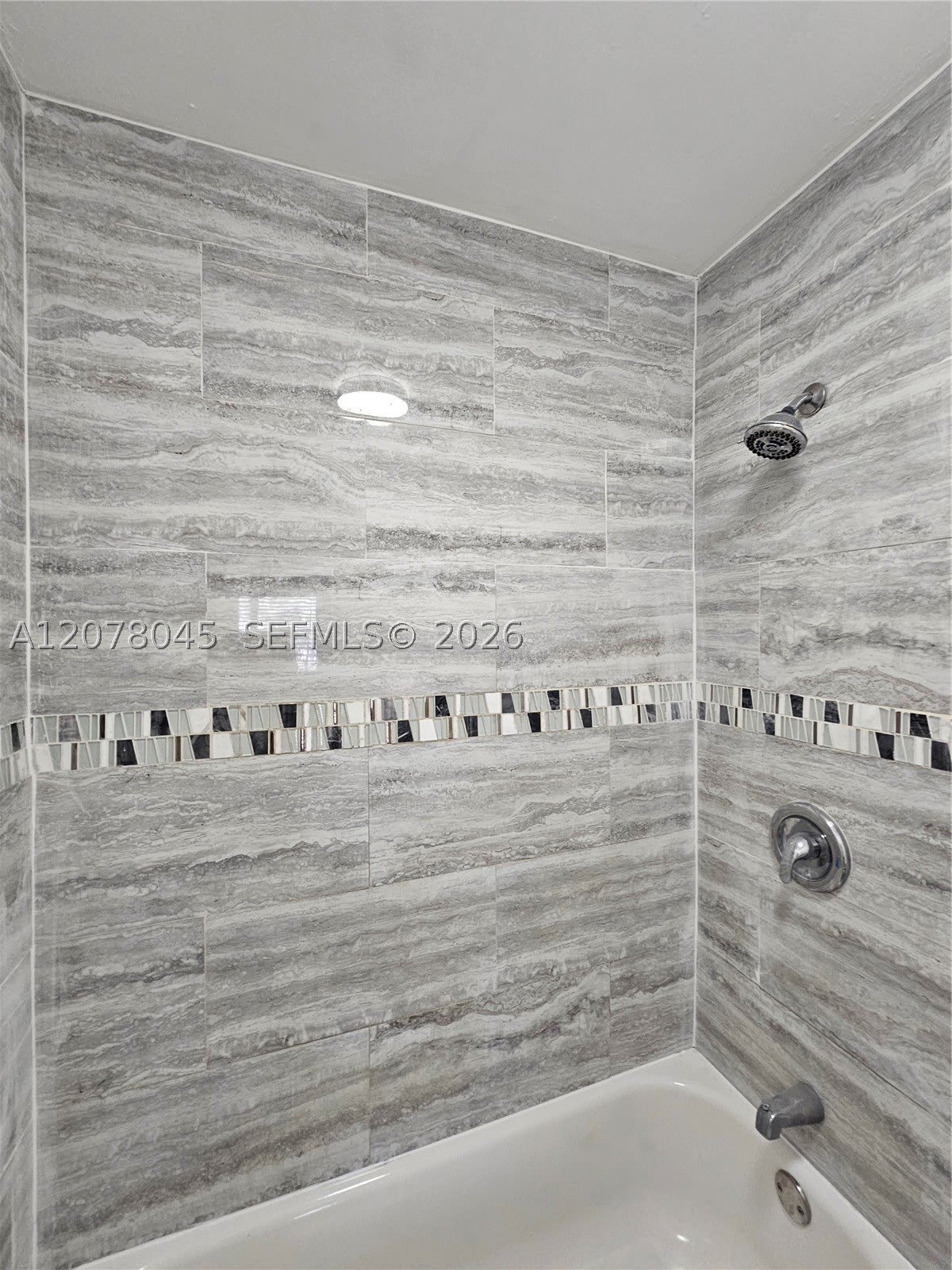6580 W 27Th Ct – photo 4