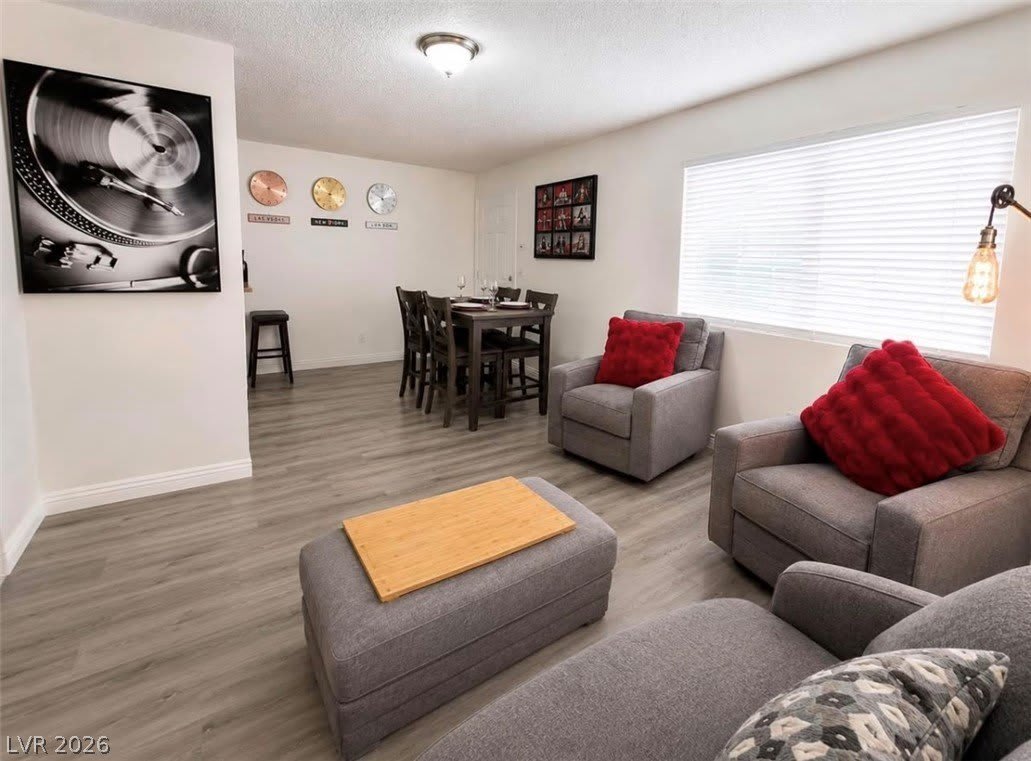 512 Albert Avenue – photo 3