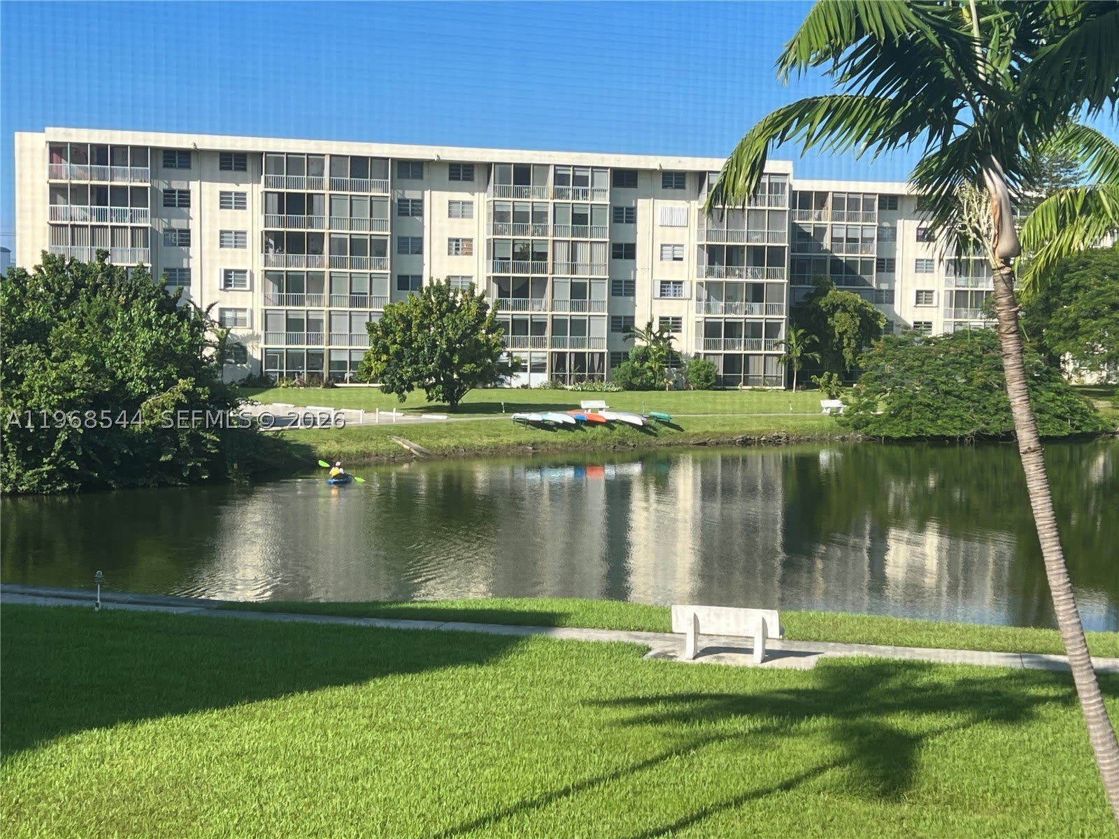 2855 Leonard Dr – photo 4