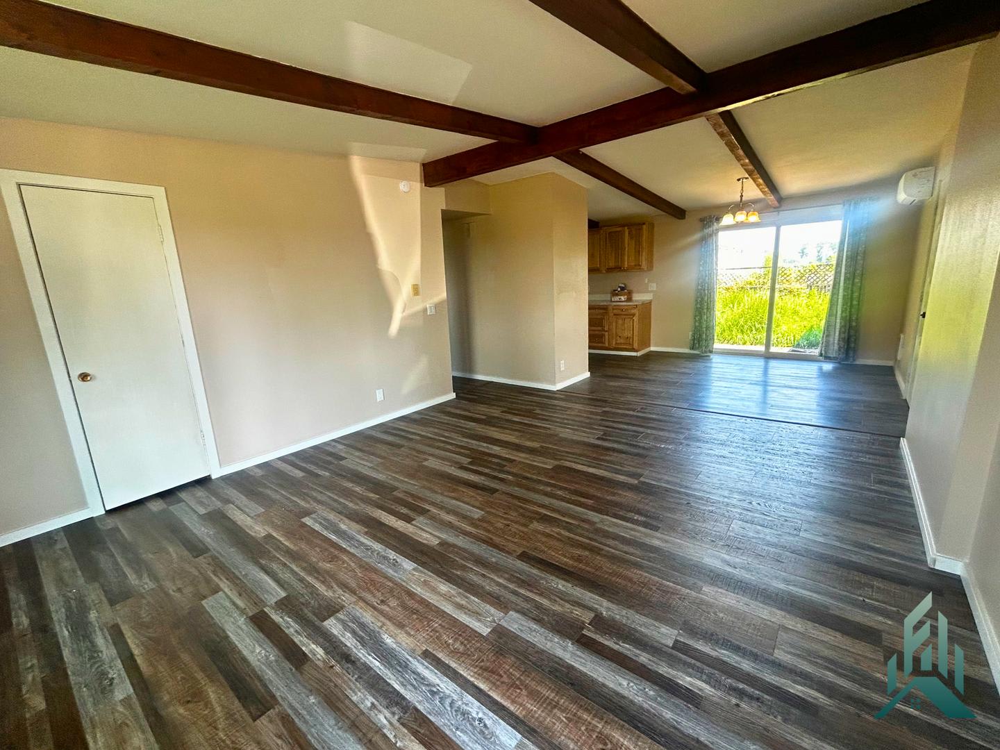 Freshly Updated 4 Bedroom Home Near Downtown Corvallis – photo 3