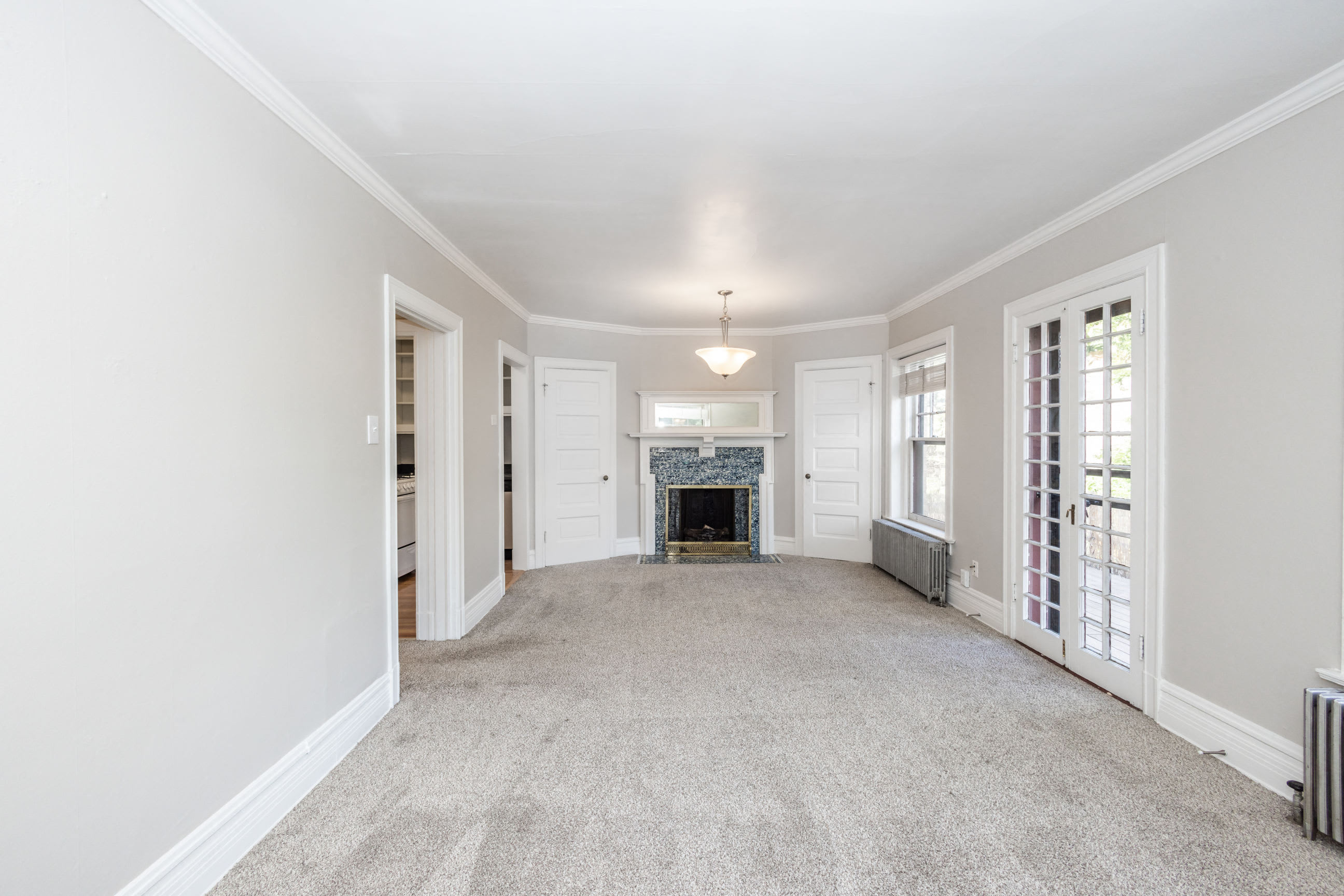 1137 E 10th Avenue – photo 3