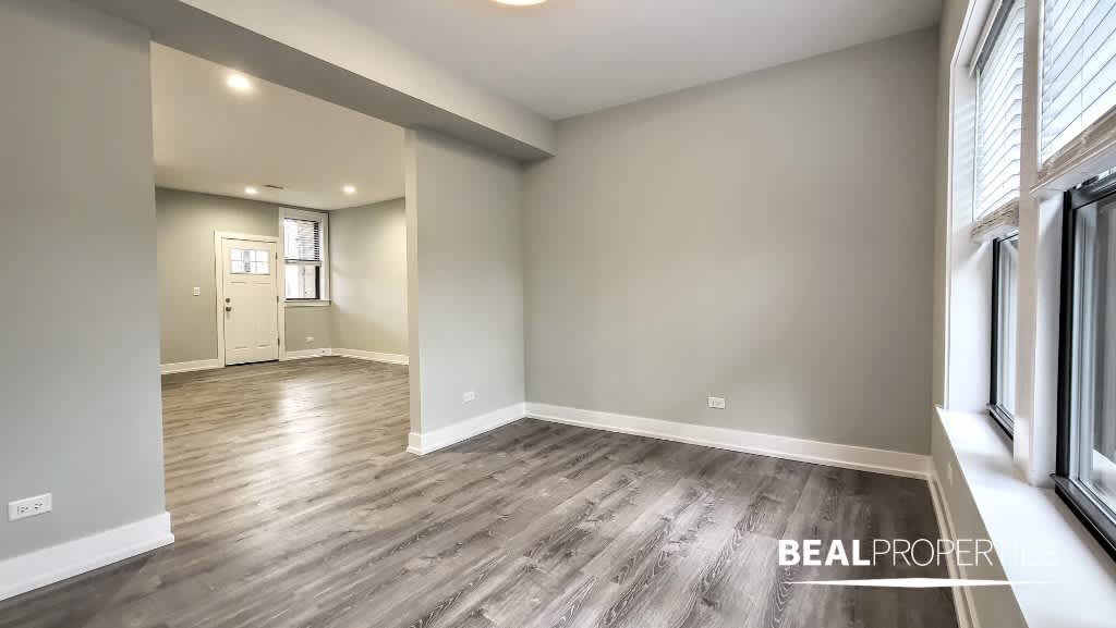 1136 Maple Ave – photo 4