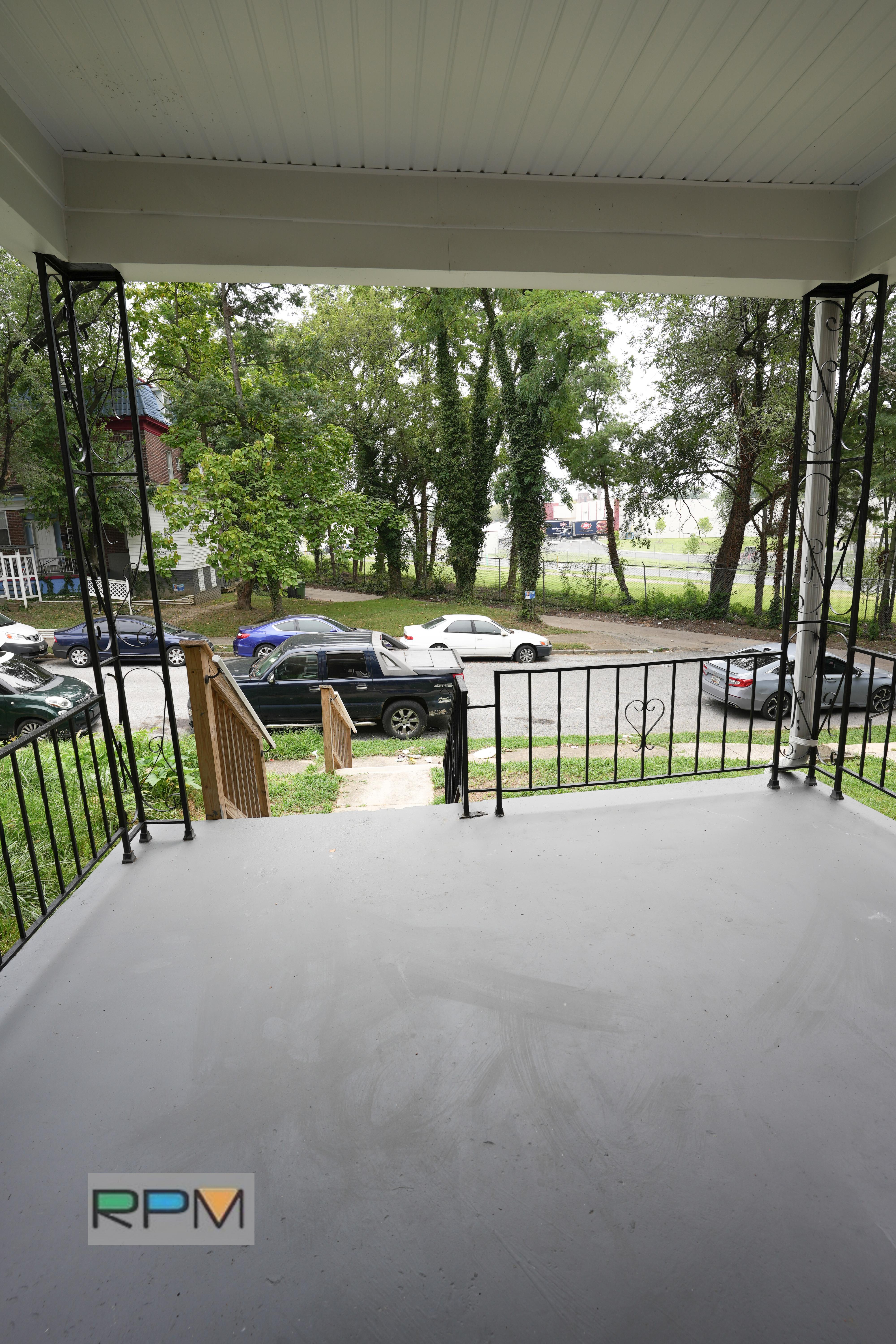 2910 Hilldale Ave – photo 2