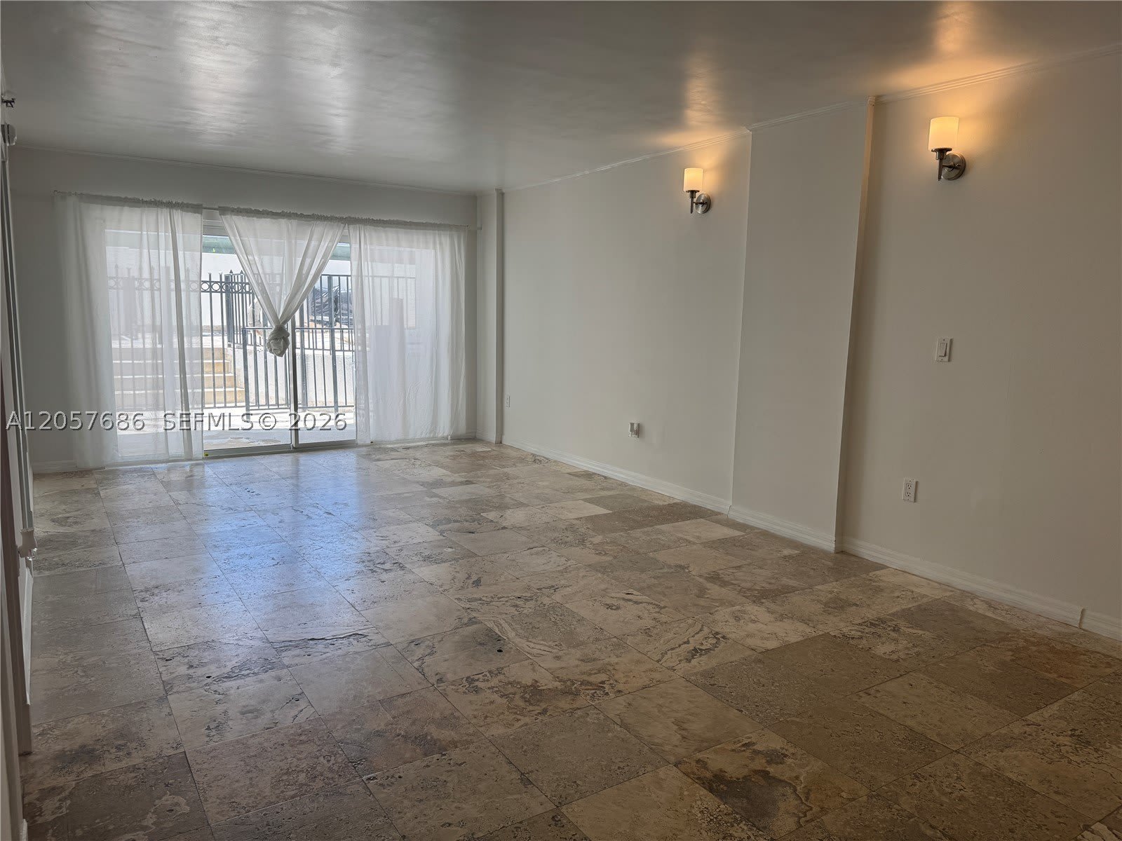1345 West Ave – photo 2