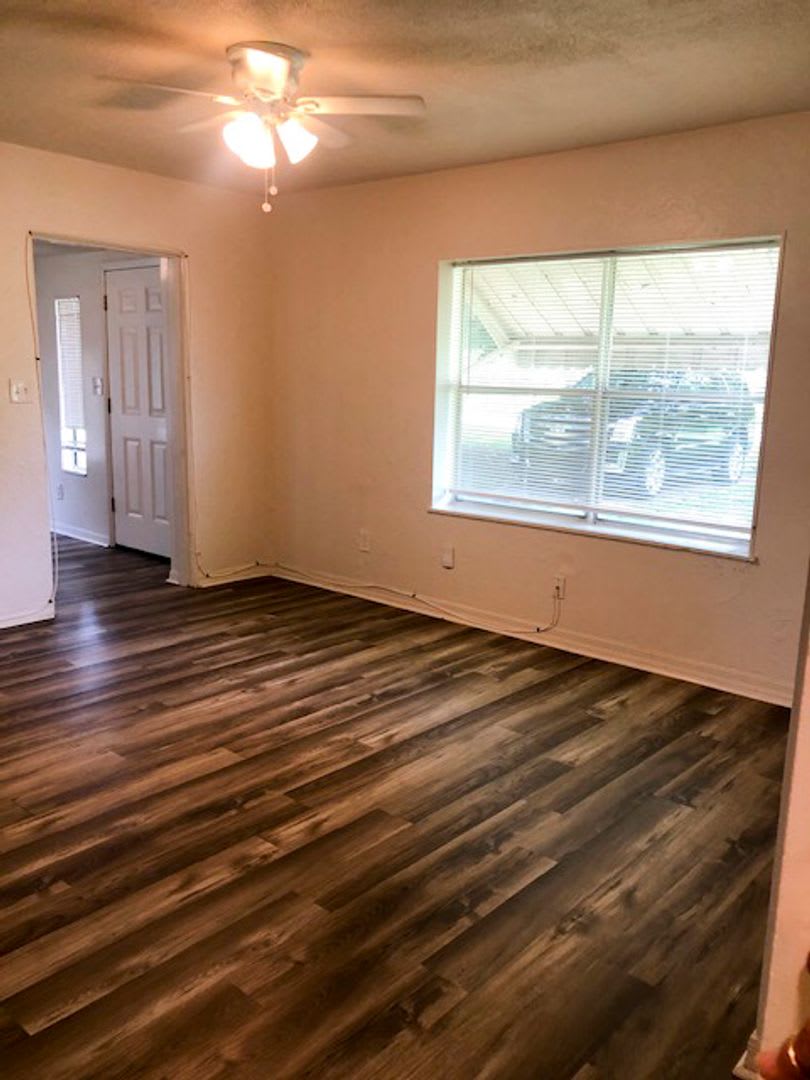 Orlando 2 Bedroom/1 Bath Duplex Apartment – photo 2