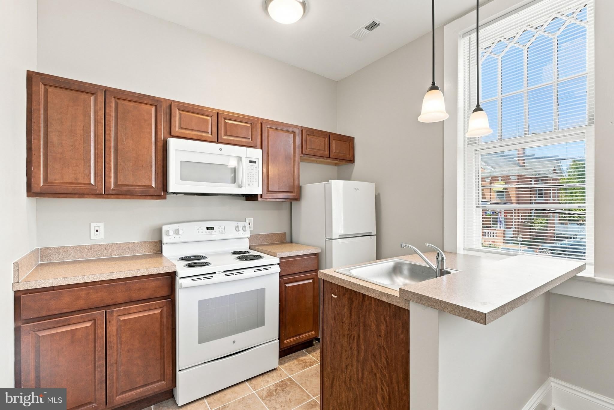 132 N Braddock Street – photo 5