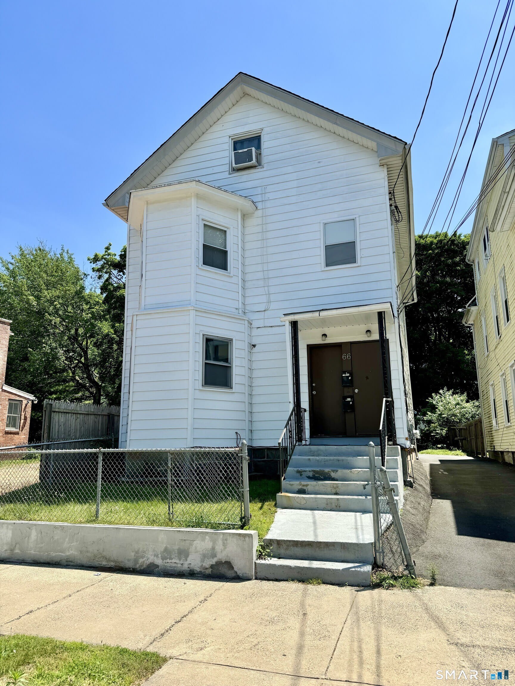66 Henry Street – photo 1