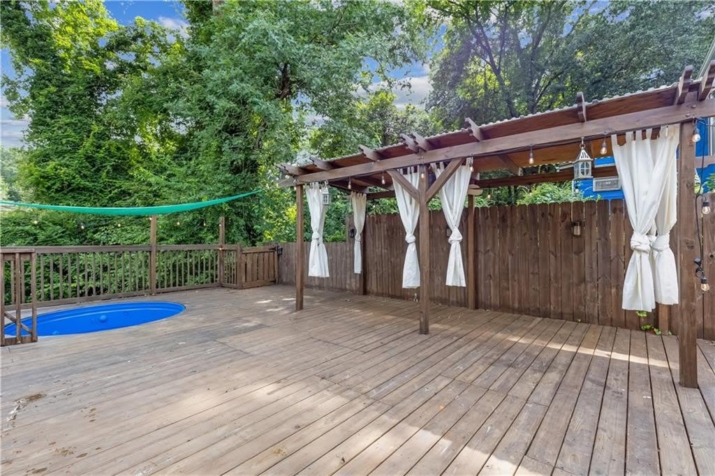 844 Deckner Avenue SW – photo 2