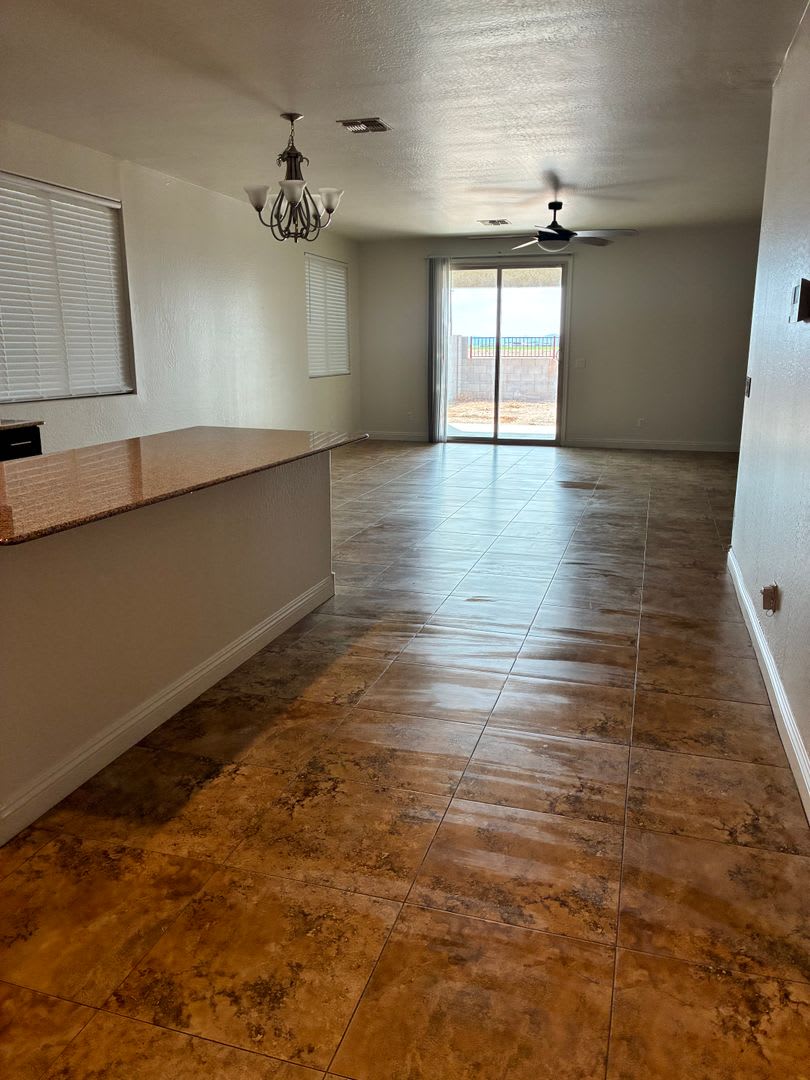 Spacious 3-Bedroom Home – photo 4
