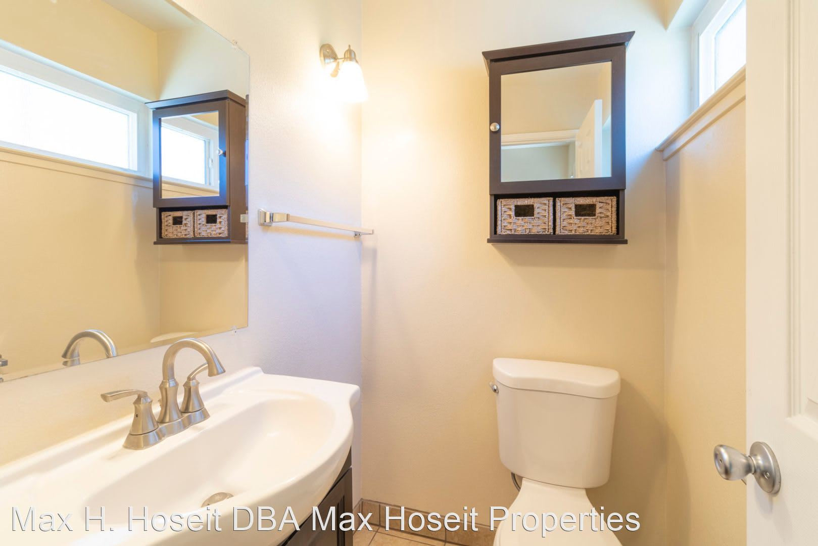 Woodburn Townhomes – photo 3