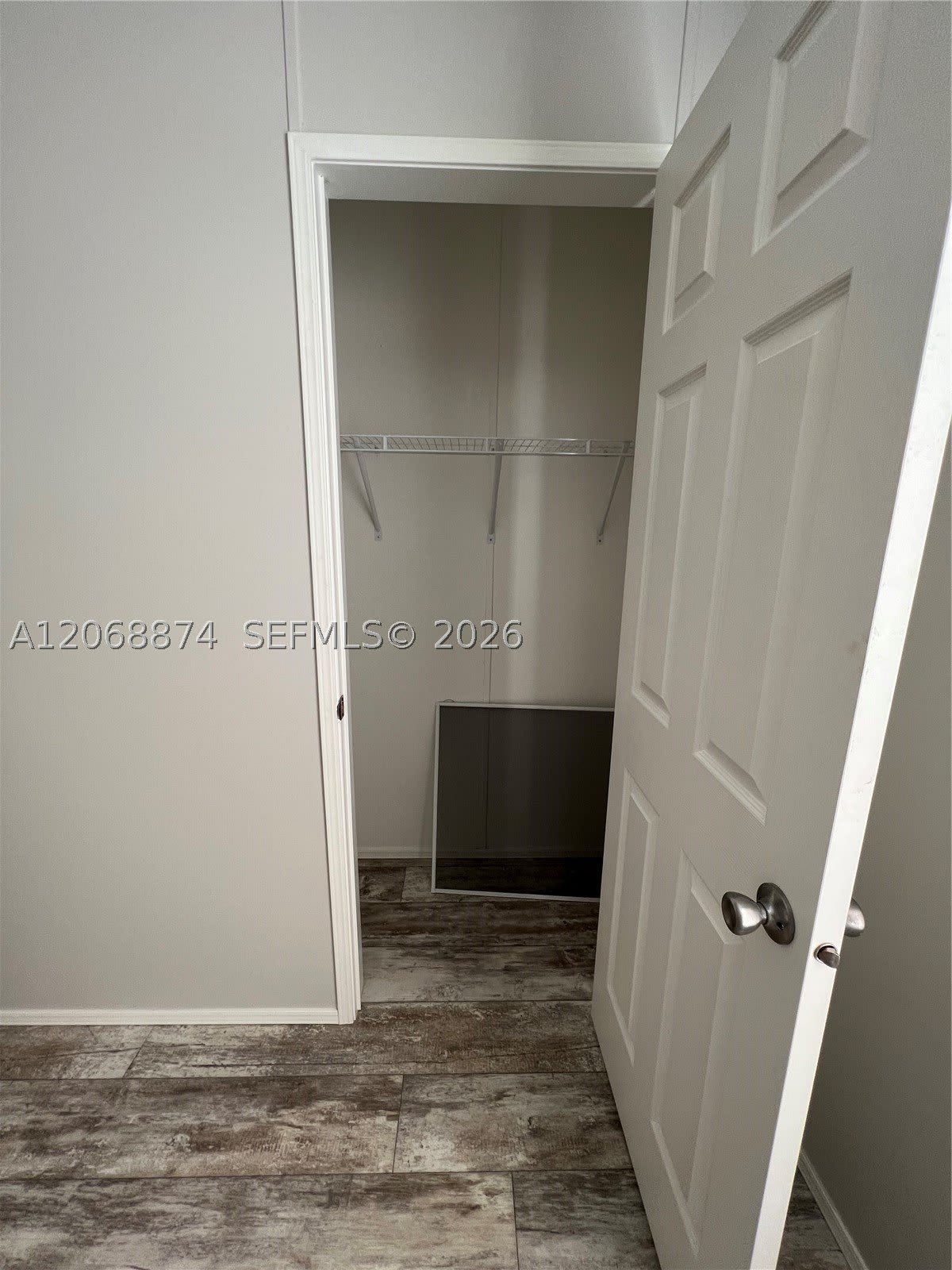 22992 Tradewind Rd – photo 4