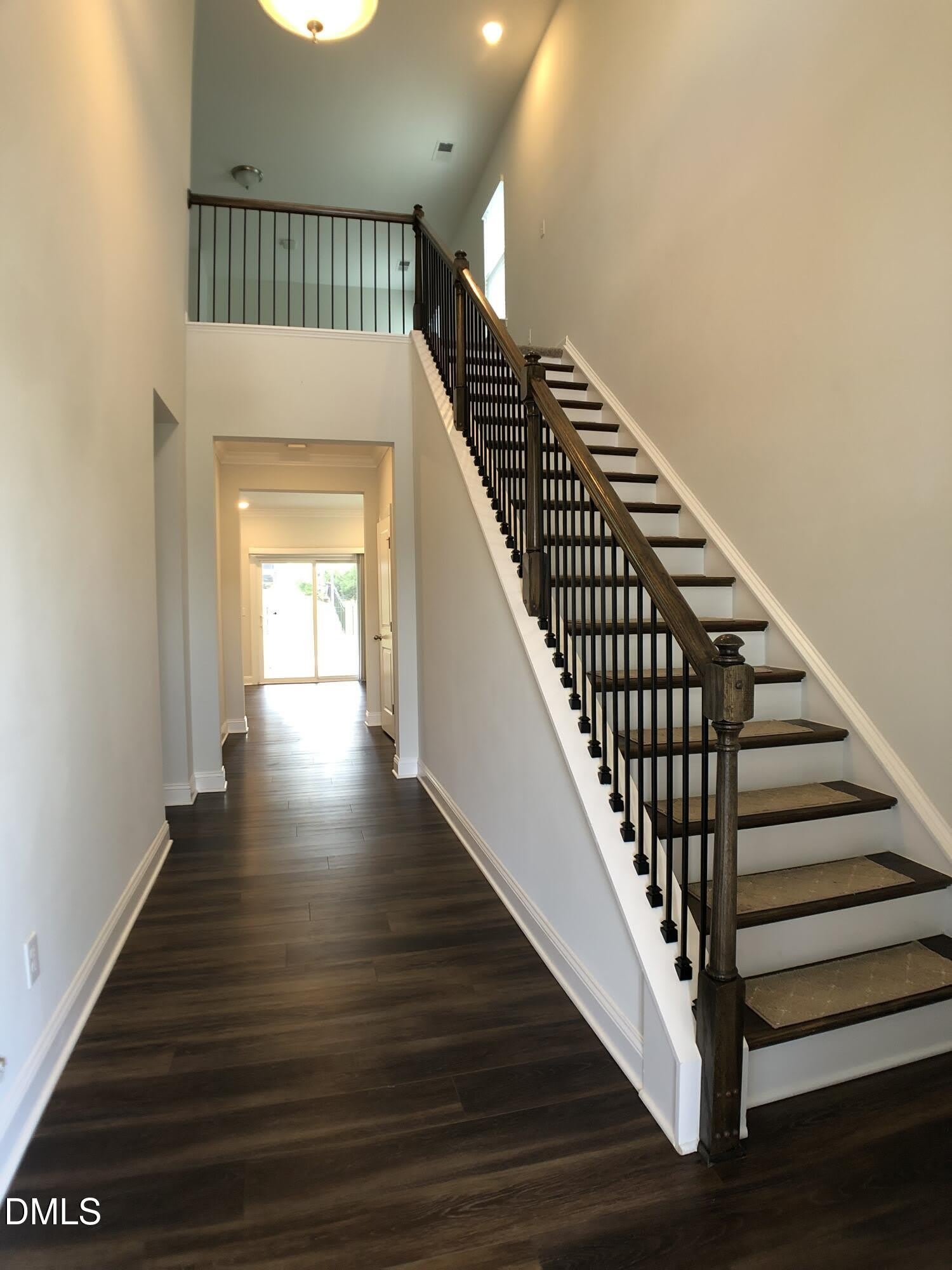 313 Ivy Arbor Way – photo 2