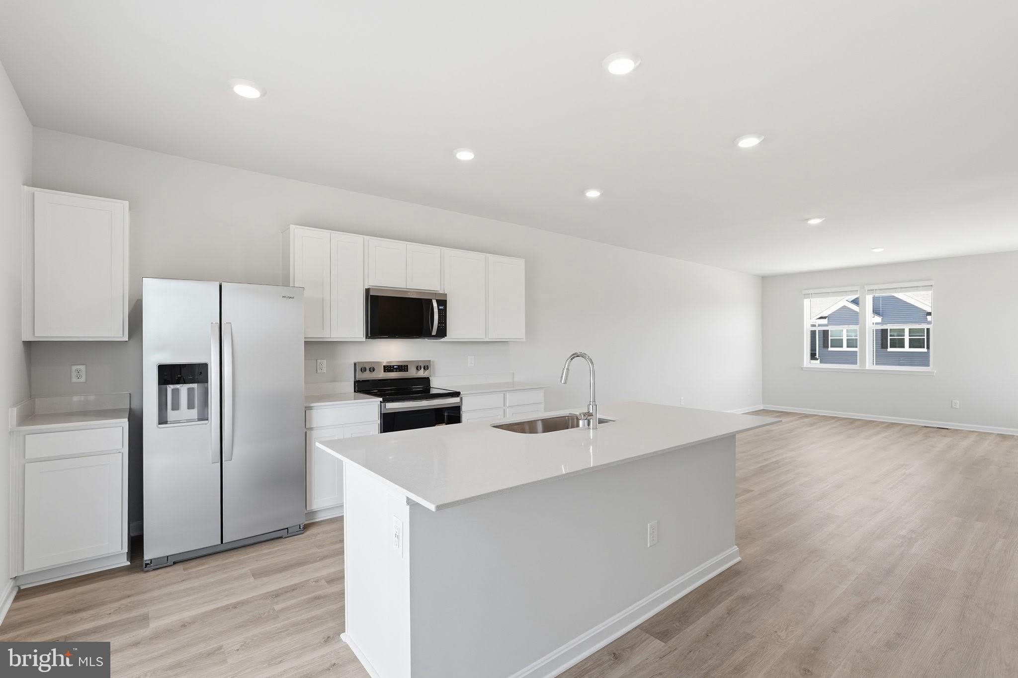 131 WILLETT HOLLOW Street – photo 4