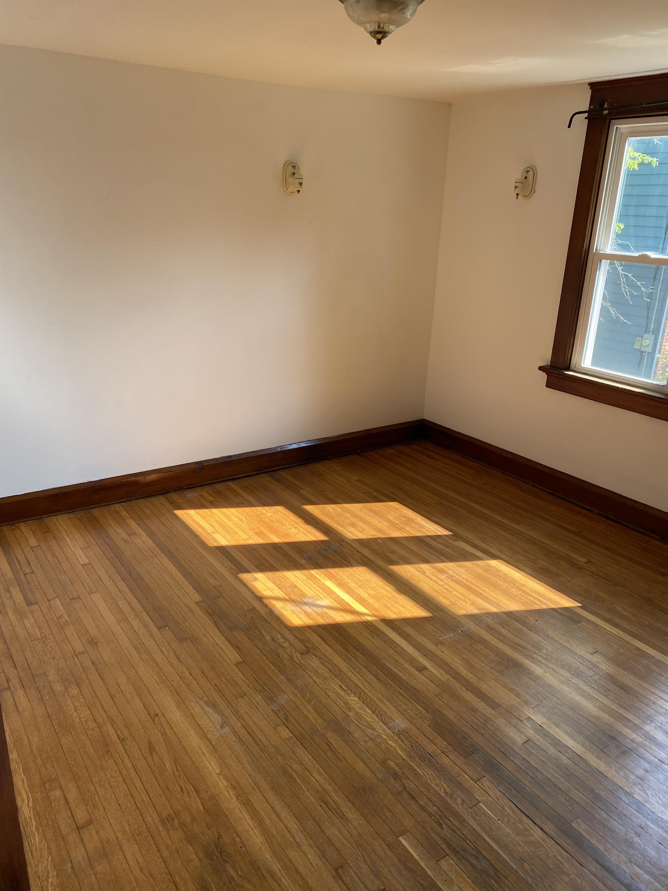 7093 Route 104 – photo 4