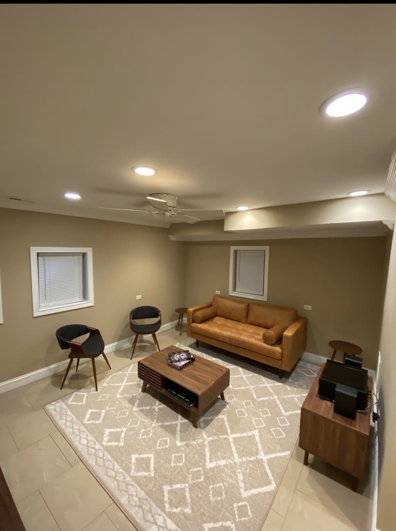 816 N Hermitage Avenue – photo 2