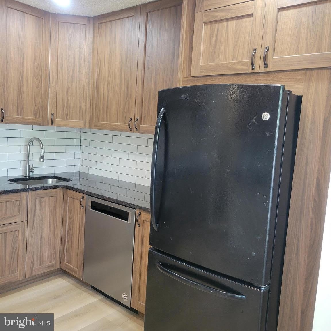 11 HARRIS Court – photo 5