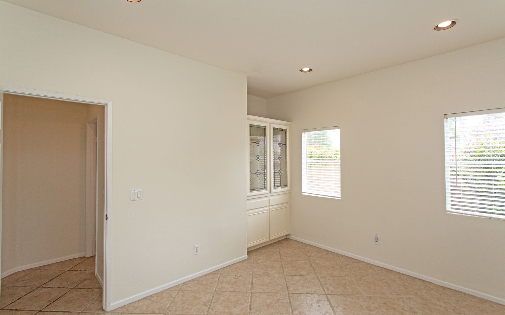 Grand and Gorgeous 5BR Home in La Fuente Gated Community! – photo 5