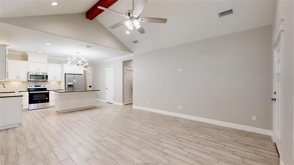 513 Kubin Street – photo 2